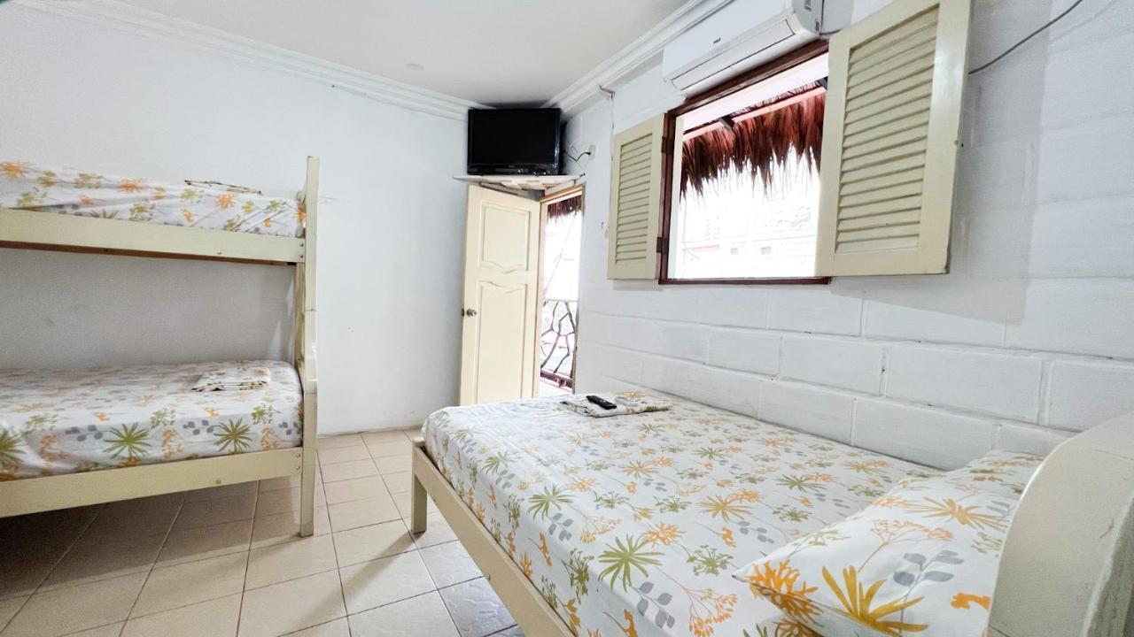 Arrecife Montanita Hostal Bagian luar foto