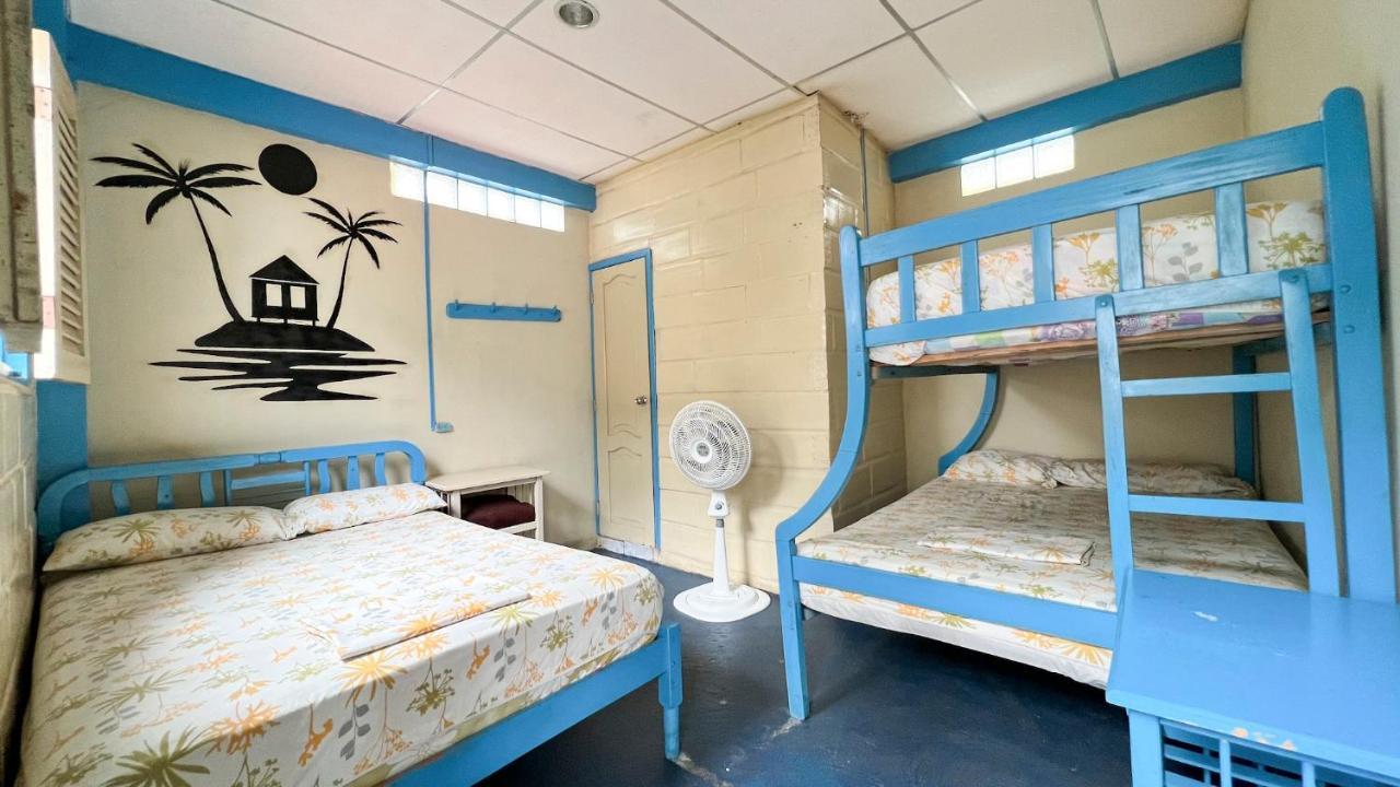 Arrecife Montanita Hostal Bagian luar foto