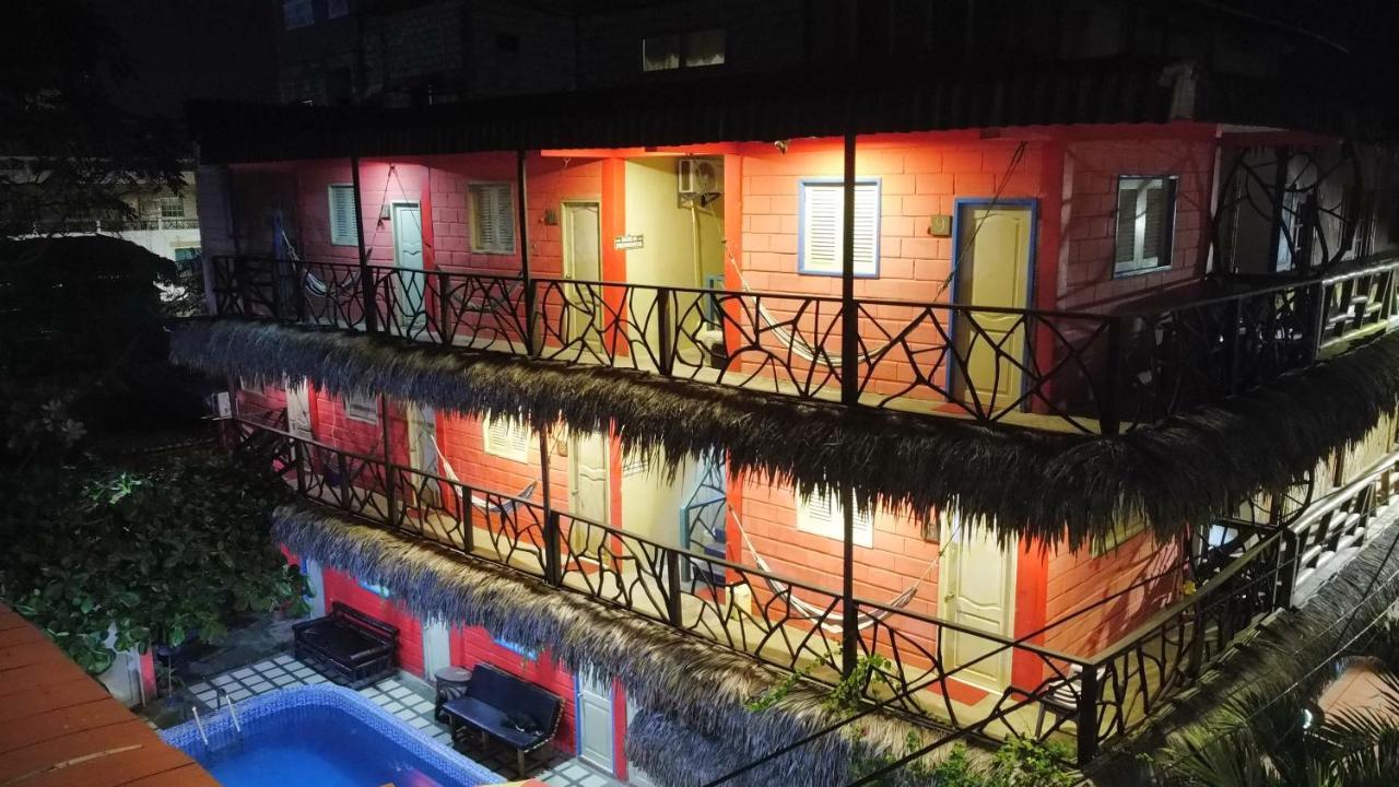 Arrecife Montanita Hostal Bagian luar foto