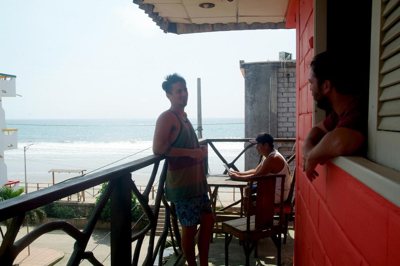 Arrecife Montanita Hostal Bagian luar foto